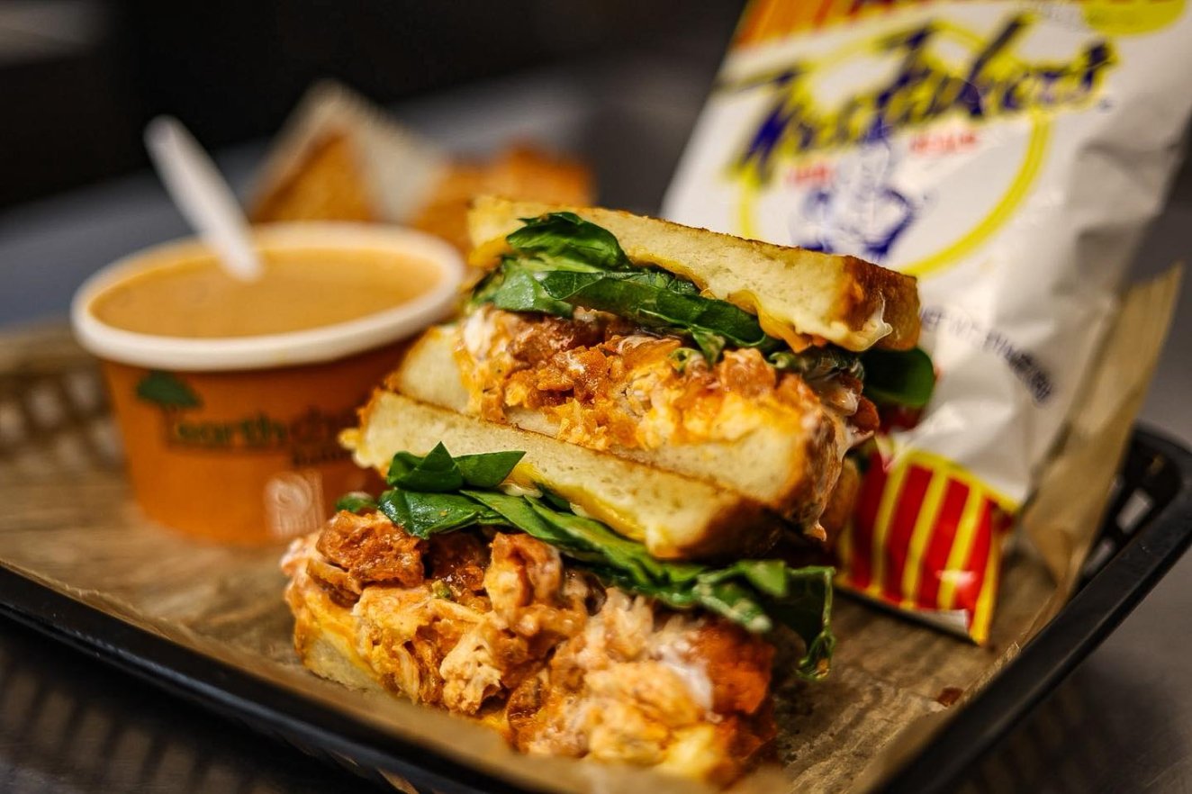 Carryout at Cheezy's Grilled Cheeses - Rockford, IL